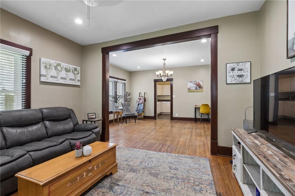 Homes for sale in Garnett, KS | 410 W 5Th Ave, Garnett, KS 66032 | MLS# 2629384