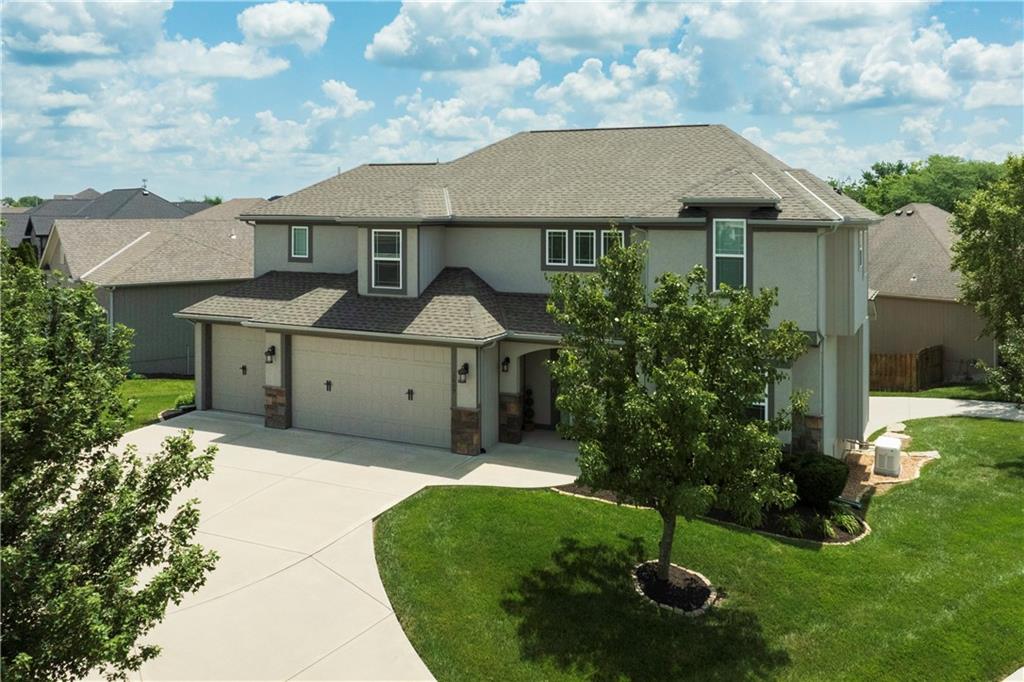 Photo 4 of Single family home for sale at 1609 NW 95th Street, Kansas City, MO 64155 | MLS# 2629405 | Listing updated on 2026-09-04