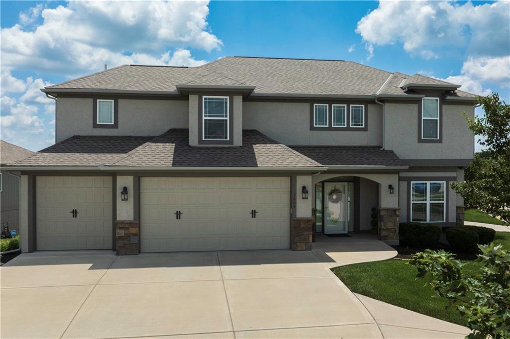 Photo 5 of Single family home for sale at 1609 NW 95th Street, Kansas City, MO 64155 | MLS# 2629405 | Listing updated on 2026-09-04
