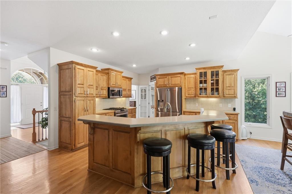 Photo 5 of Sale Pending at 14440 NW 64th Terrace, Kansas City, MO 64152 | MLS# 2629426 | Listing updated on 2026-09-05