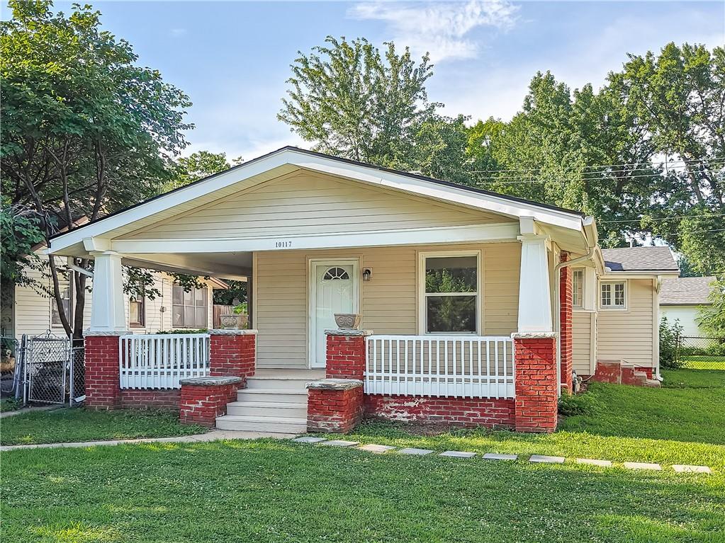 21st image of 10117 E 10th St, Independence, MO 64053 | MLS# 2629493
