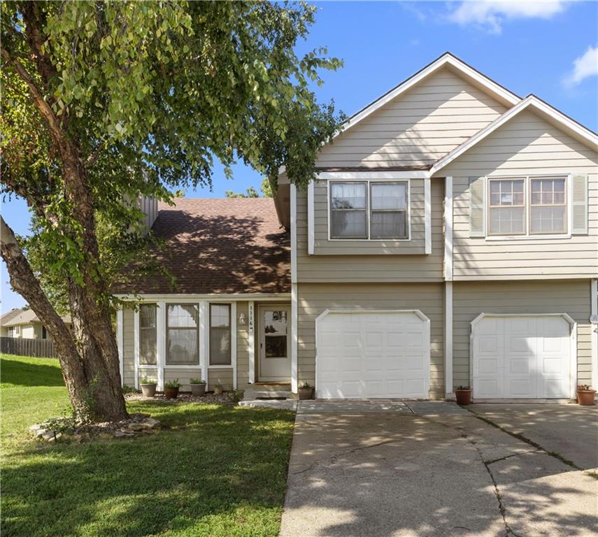 1st image of 1116 Se 8th St, Lees Summit, MO 64063 | MLS# 2629592