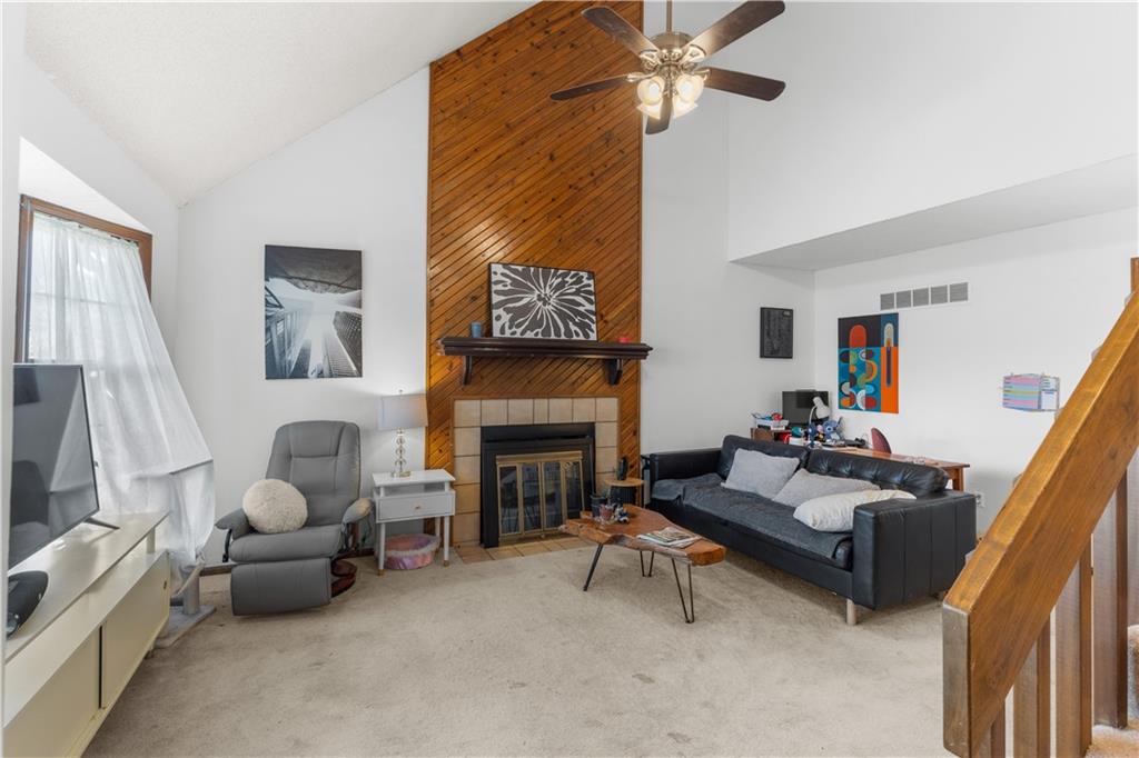 3rd image of 1116 Se 8Th St, Lees Summit, MO 64063 | MLS# 2629592