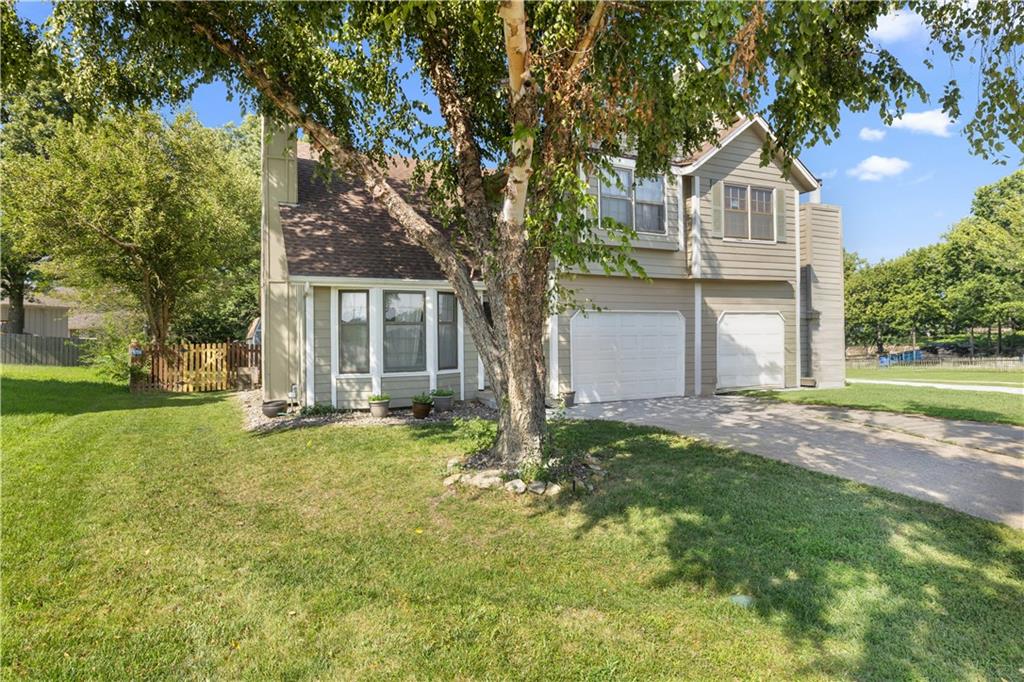 2nd image of 1116 Se 8th St, Lees Summit, MO 64063 | MLS# 2629592