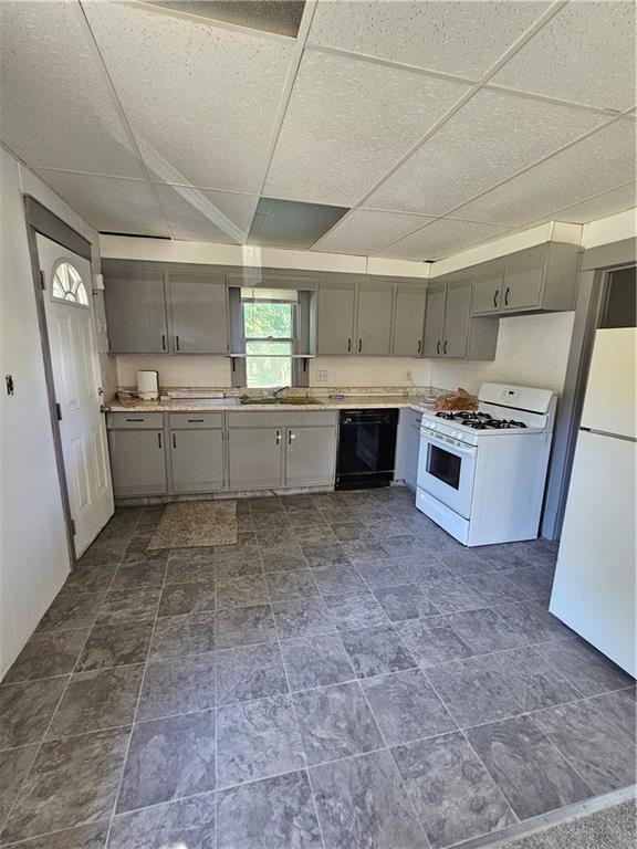 Homes for sale in Hiawatha, KS | 208 Main St, Hiawatha, KS 66434 | MLS# 2629609