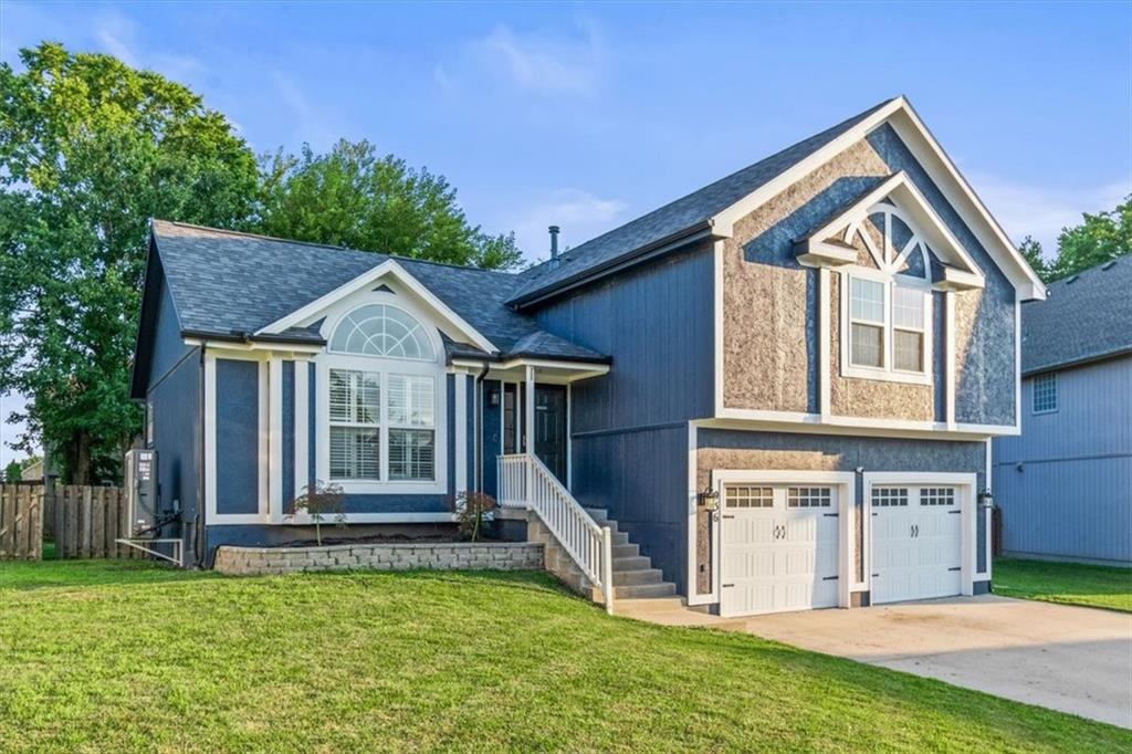 3rd image of 936 Se 14Th Ter, Lees Summit, MO 64081 | MLS# 2629685