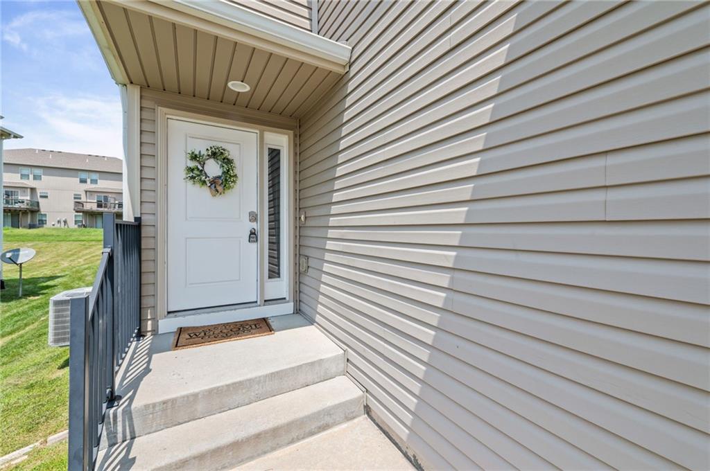 5th image of 10542 Clubhouse Dr, Kansas City, KS 66109 | MLS# 2629717