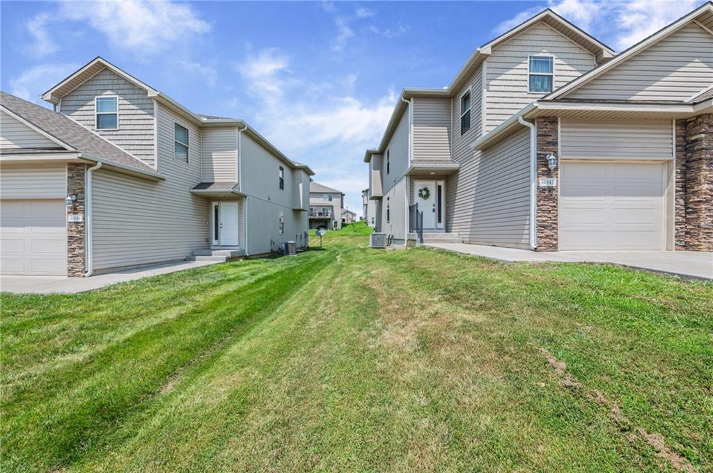 3rd image of 10542 Clubhouse Dr, Kansas City, KS 66109 | MLS# 2629717