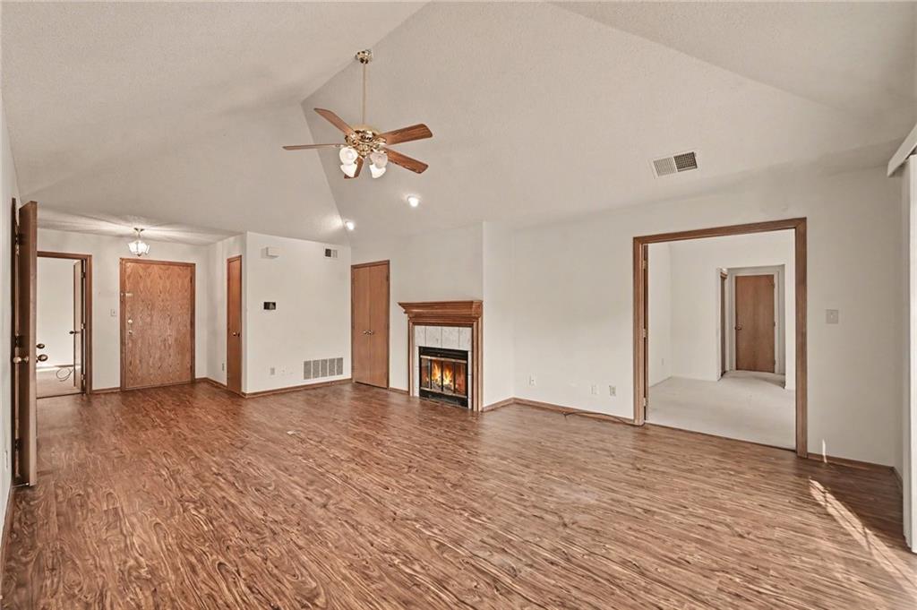 3rd image of 1125 12Th St #C, Blue Springs, MO 64015 | MLS# 2629794