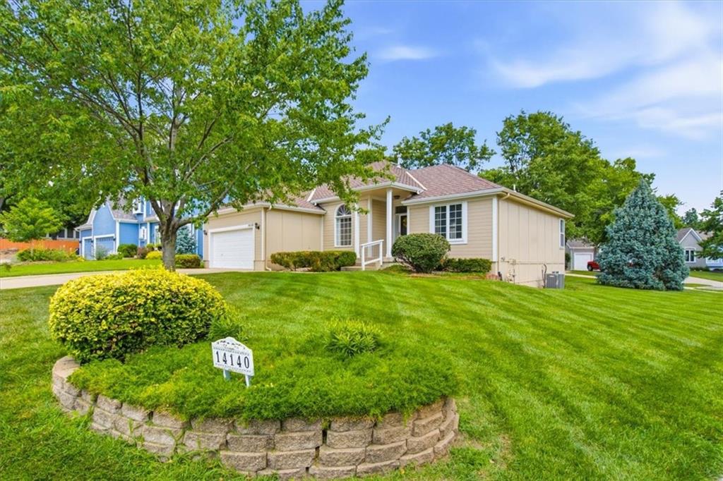 2nd image of 14140 W 146th Ter, Olathe, KS 66062 | MLS# 2629815
