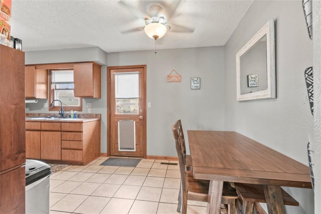 5th image of 1304 Se 20Th St, Oak Grove, MO 64075 | MLS# 2629851