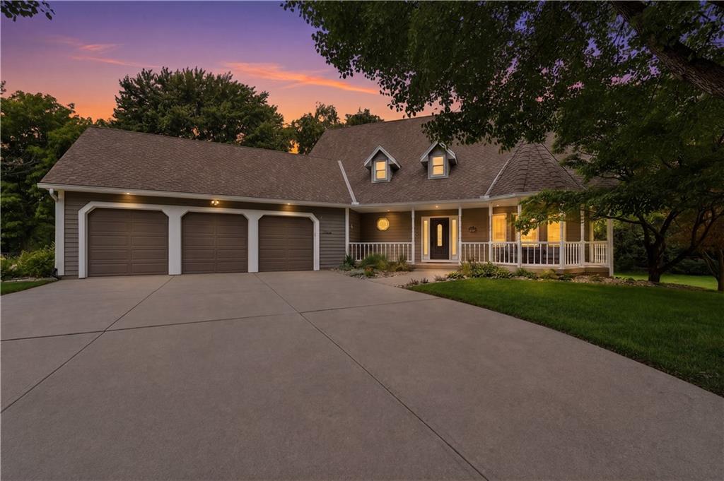 1st image of 12904 Quail Rdg, Lees Summit, MO 64086 | MLS# 2629853