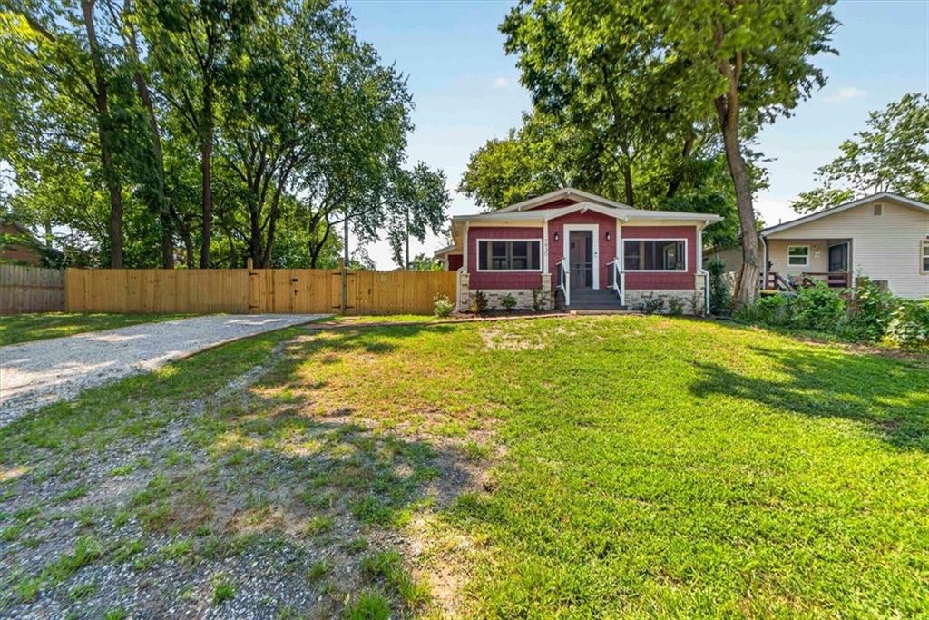 4th image of 7930 Michigan St, Kansas City, MO 64132 | MLS# 2630035