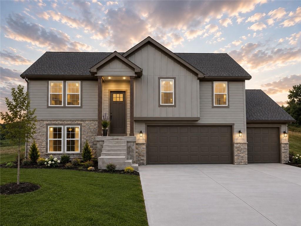 1st image of 523 Skyview Ln, Liberty, MO 64068 | MLS# 2630089