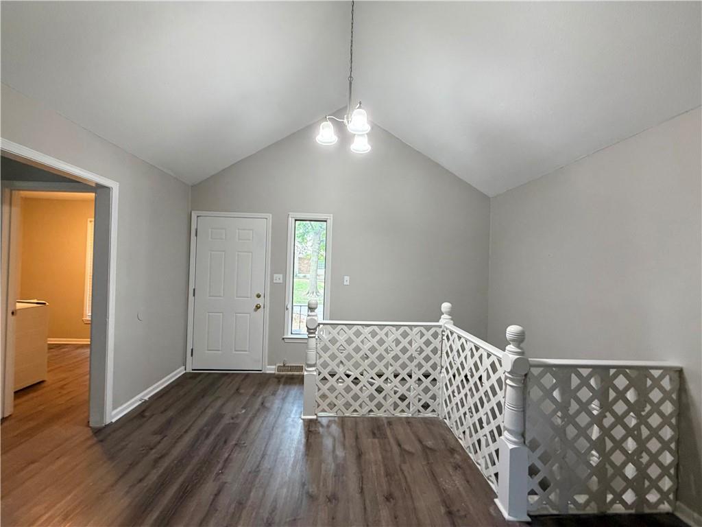 2nd image of 201 Se Princeton Pl, Blue Springs, MO 64014 | MLS# 2630198