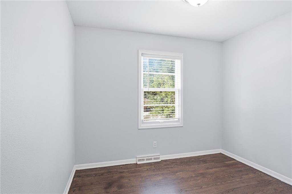 5th image of 8602 E 110Th St, Kansas City, MO 64134 | MLS# 2630285