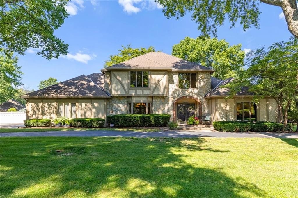 5th image of 1401 Deer Run Trl, Blue Springs, MO 64015 | MLS# 2630324