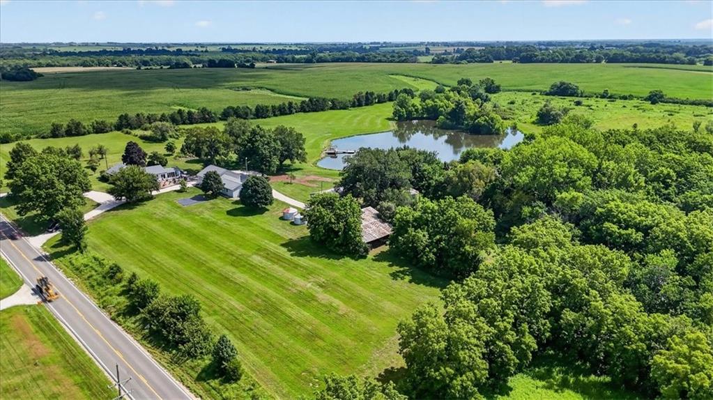 3rd image of 26025 Metcalf Rd, Louisburg, KS 66053 | MLS# 2630348