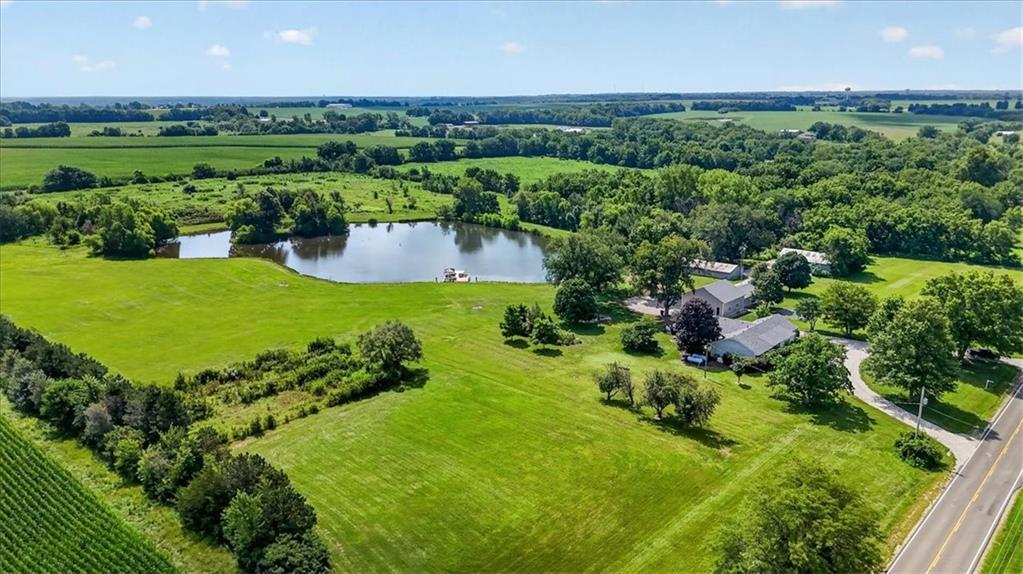 5th image of 26025 Metcalf Rd, Louisburg, KS 66053 | MLS# 2630348
