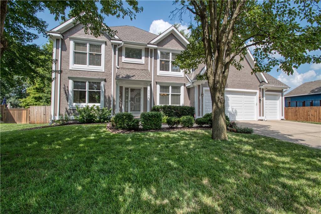 1st image of 7704 N Shannon Ave, Kansas City, MO 64152 | MLS# 2630364
