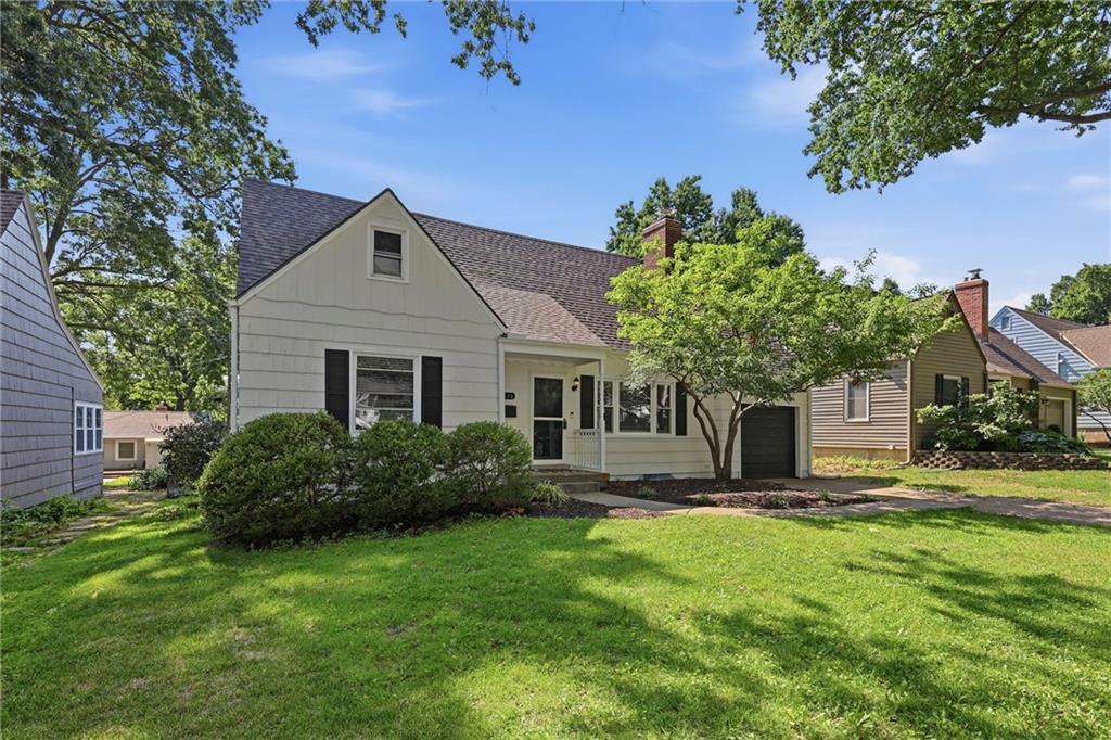 Homes for sale in Roeland Park, KS | 5516 Rosewood St, Roeland Park, KS 66205 | MLS# 2630397