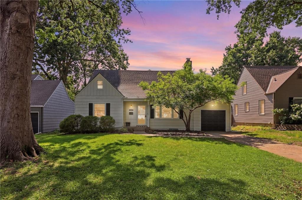 Homes for sale in Roeland Park, KS | 5516 Rosewood St, Roeland Park, KS 66205 | MLS# 2630397