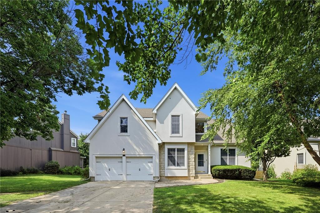 2nd image of 5216 W 158th Pl, Overland Park, KS 66224 | MLS# 2630405