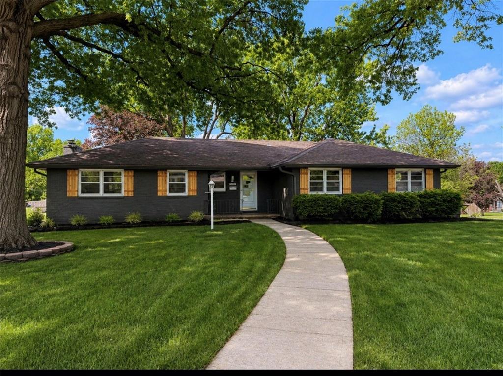 1st image of 6100 Englewood Ave, Raytown, MO 64133 | MLS# 2630416