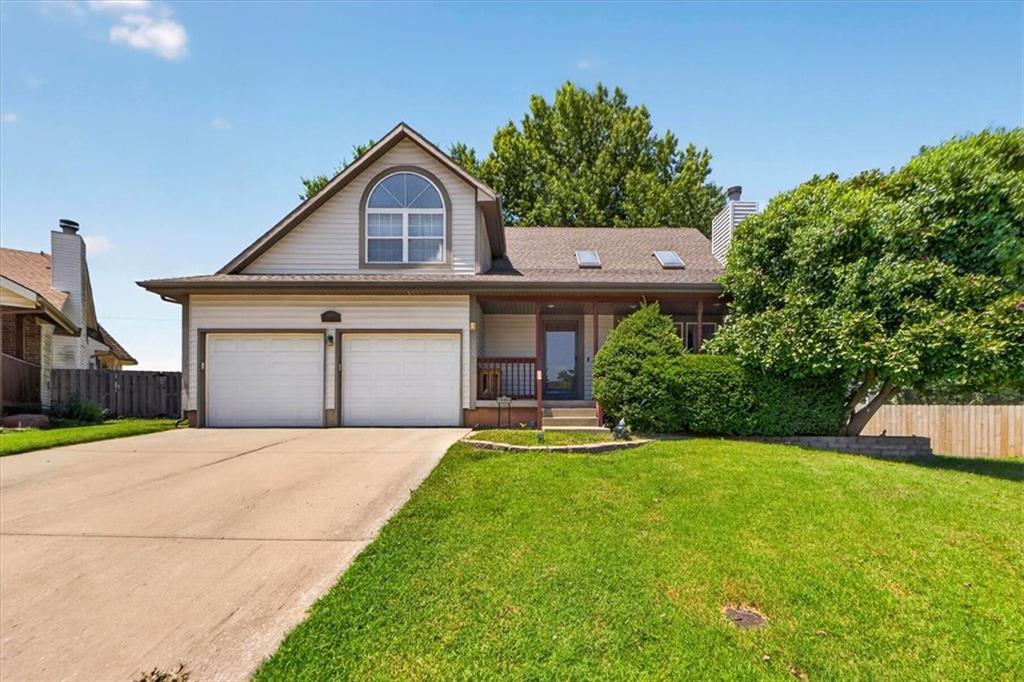 1st image of 16404 Gudgell Ct, Independence, MO 64055 | MLS# 2630529