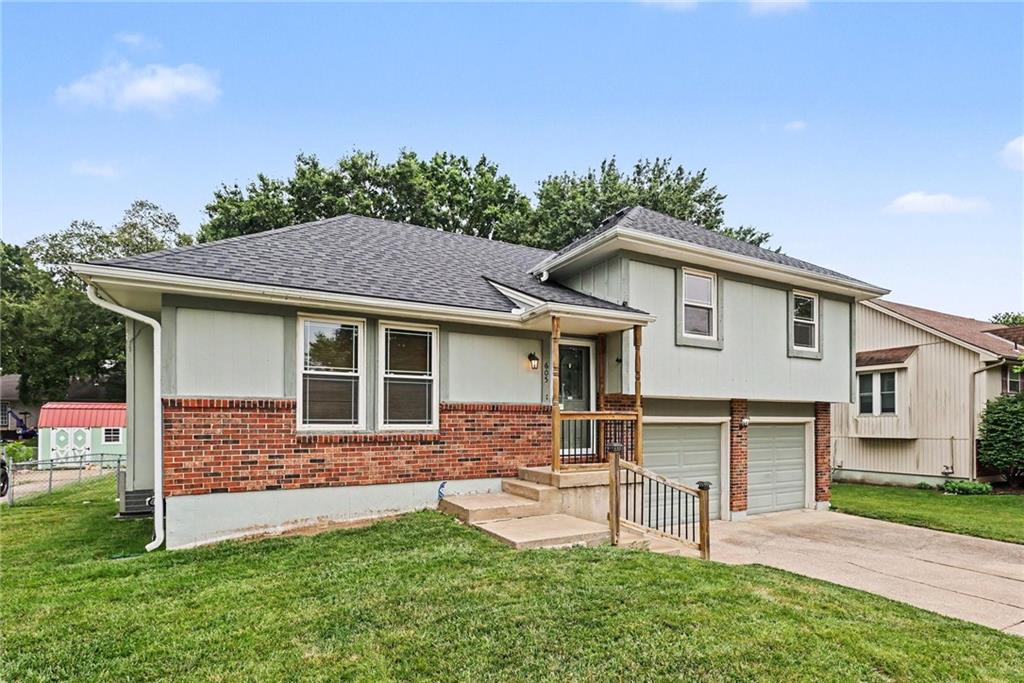 24th image of 605 Se Westwind Dr, Lees Summit, MO 64063 | MLS# 2630536