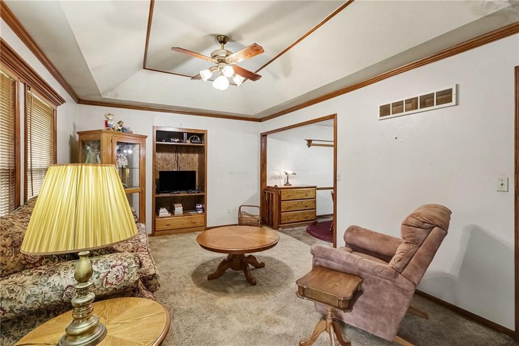 3rd image of 605 Se Westwind Dr, Lees Summit, MO 64063 | MLS# 2630536