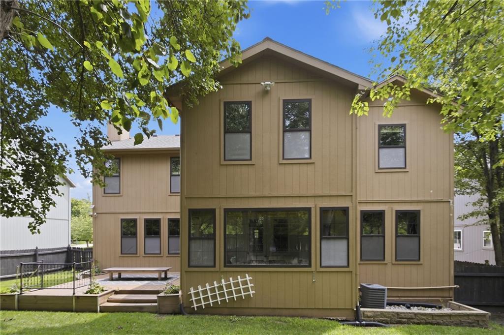 34th image of 11813 W 138th St, Overland Park, KS 66221 | MLS# 2630598
