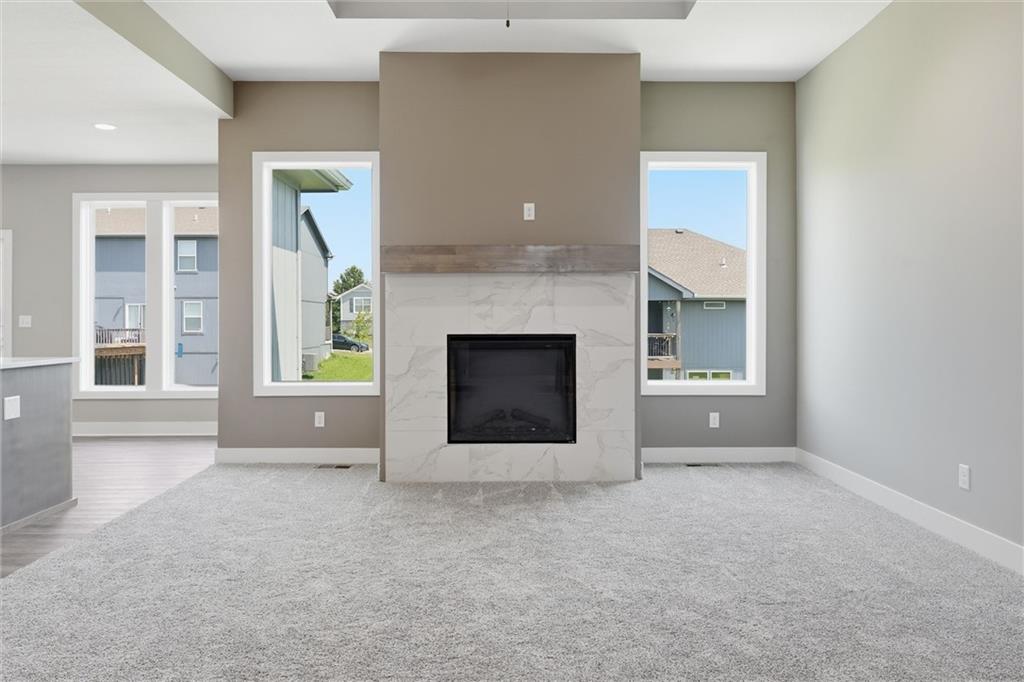 5th image of 1114 Sw Crabtree Cir, Oak Grove, MO 64075 | MLS# 2630613