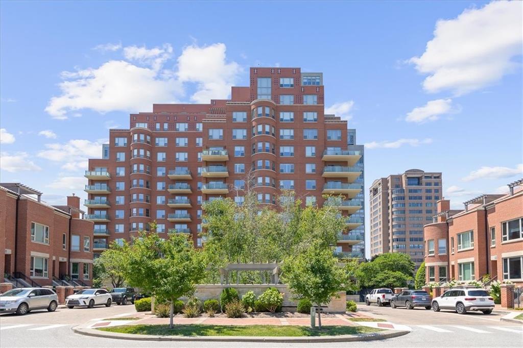 1st image of 4950 Central St #906, Kansas City, MO 64112 | MLS# 2630624