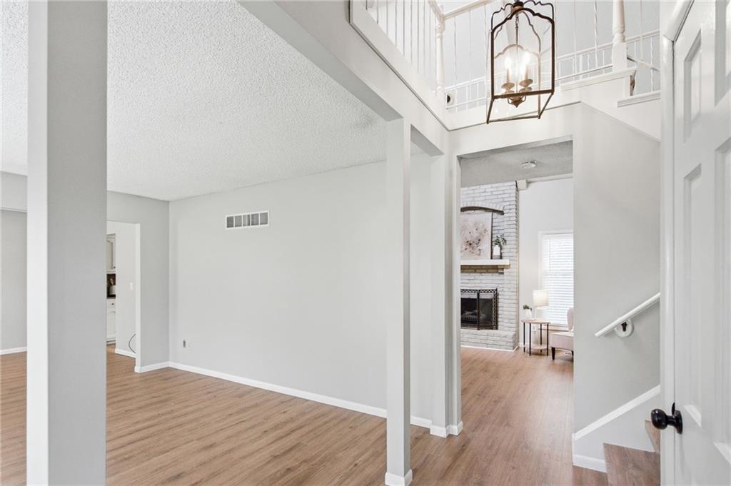 3rd image of 11620 Grant Dr, Overland Park, KS 66210 | MLS# 2630637
