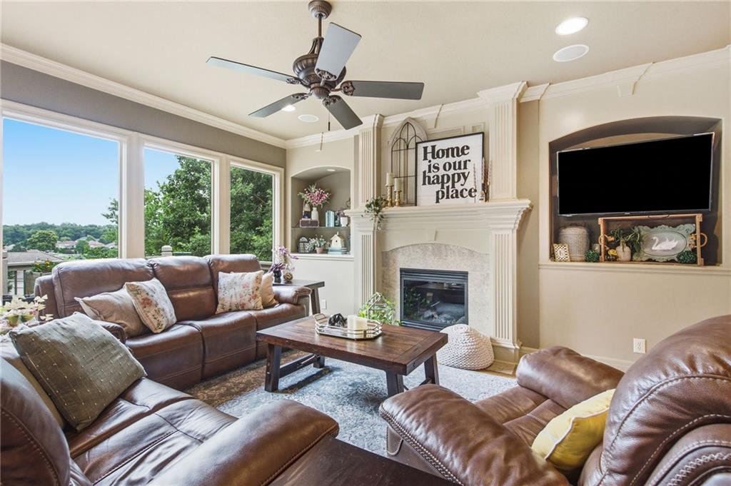 4th image of 138 S Shore Dr, Lake Winnebago, MO 64034 | MLS# 2630655