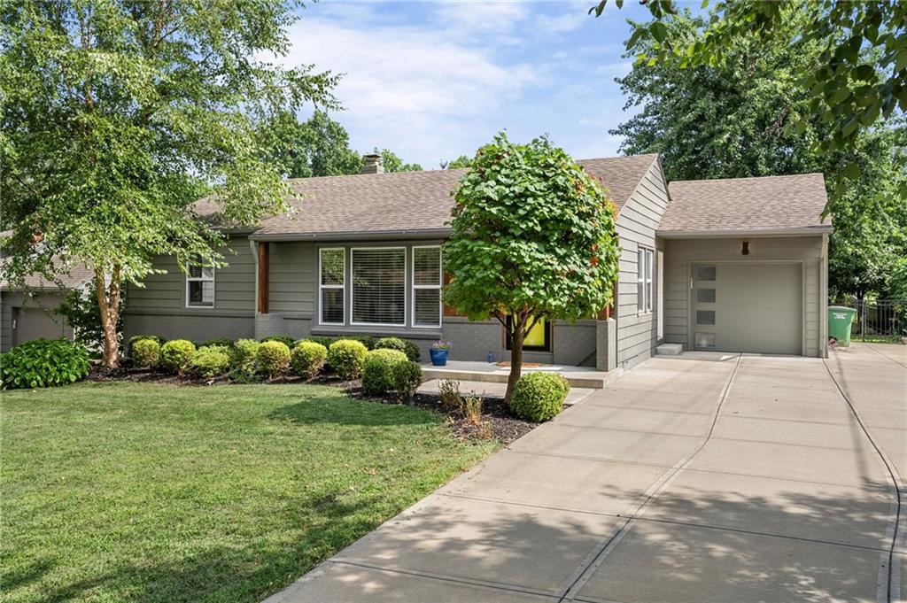 2nd image of 4631 W 61st St, Fairway, KS 66205 | MLS# 2630673