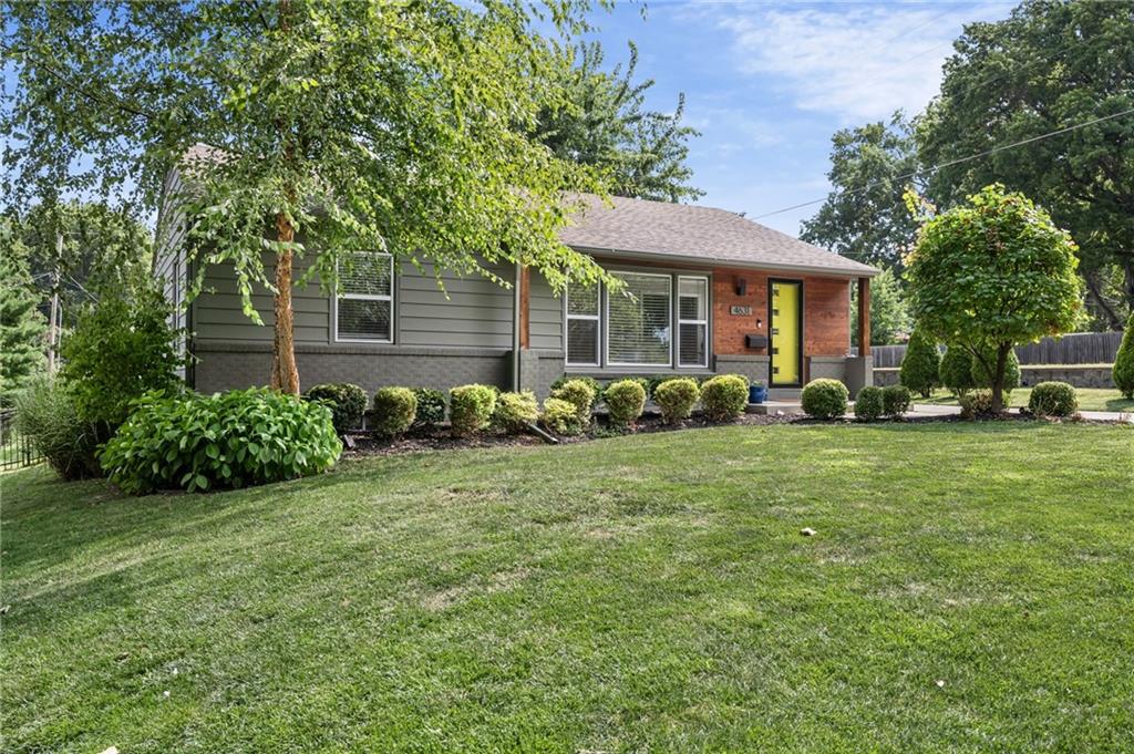 3rd image of 4631 W 61St St, Fairway, KS 66205 | MLS# 2630673