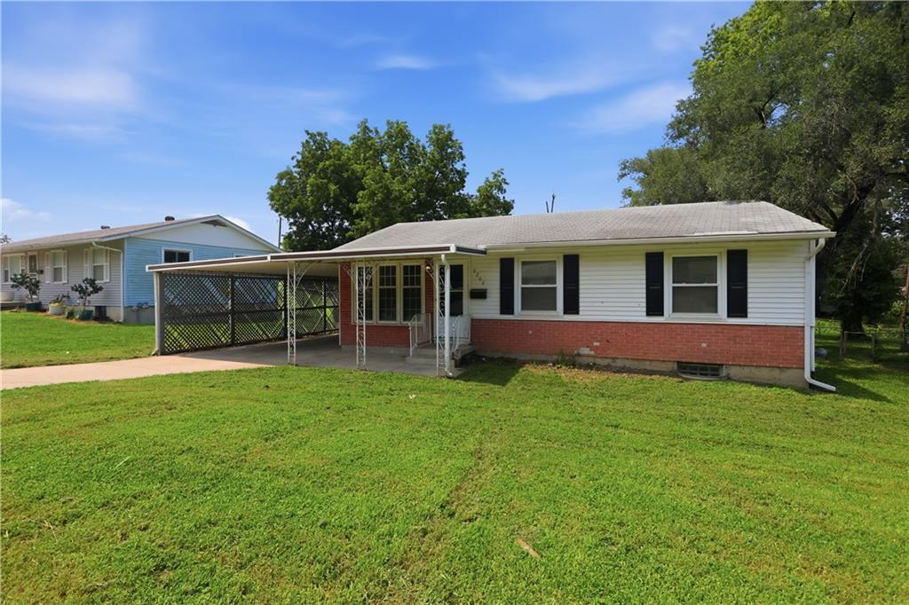 1st image of 5206 Palmer Dr, Kansas City, MO 64129 | MLS# 2630716
