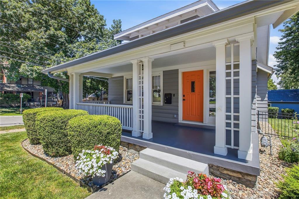 3rd image of 7301 Pennsylvania St, Kansas City, MO 64114 | MLS# 2630727