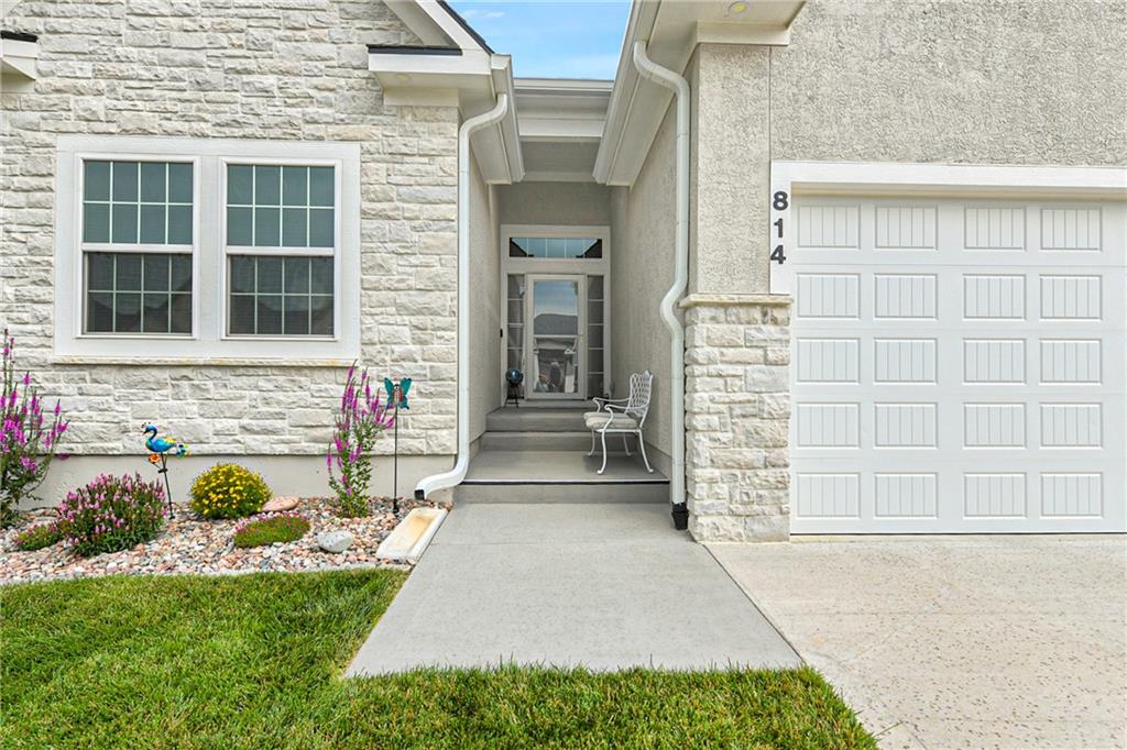 4th image of 814 Ne Algonquin St #A, Lees Summit, MO 64064 | MLS# 2630732