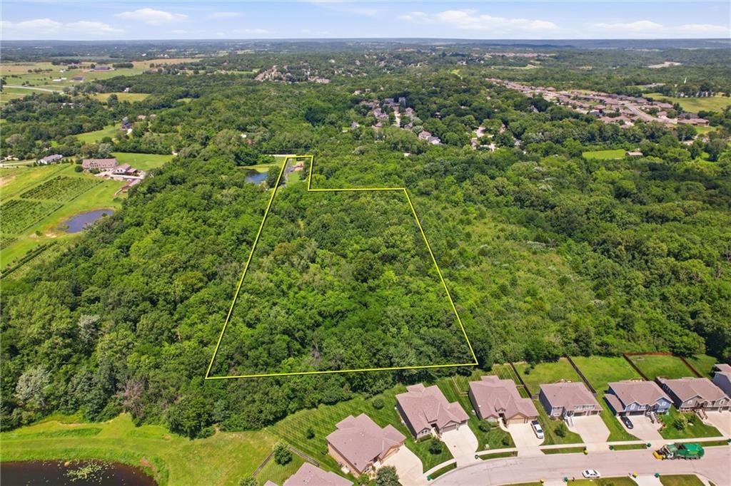 3rd image of 11151 Leavenworth Rd, Kansas City, KS 66109 | MLS# 2630733