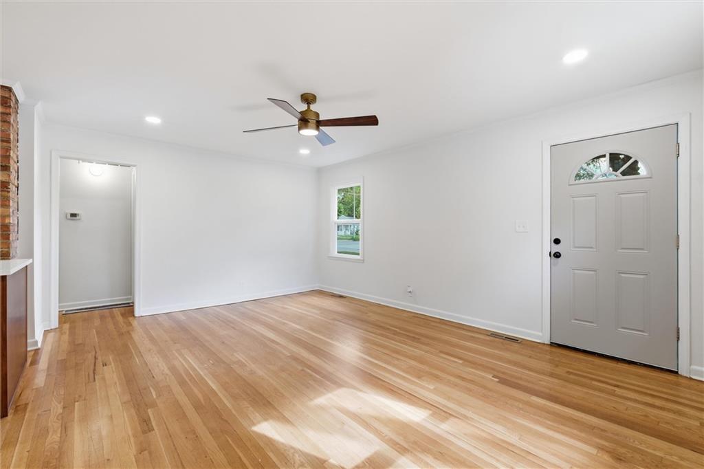 5th image of 400 W 86Th Ter, Kansas City, MO 64114 | MLS# 2630816