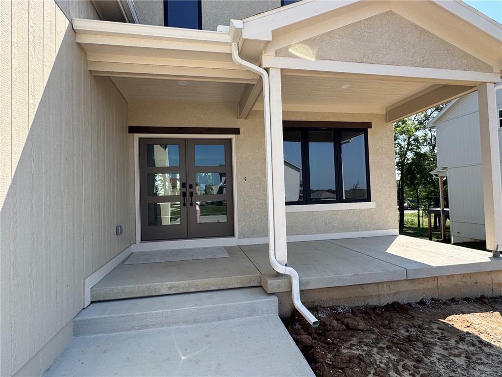 2nd image of 1957 Longview Dr, Liberty, MO 64068 | MLS# 2630825