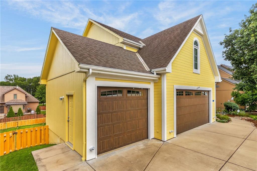 4th image of 9015 N Lane Ave, Kansas City, MO 64157 | MLS# 2630878