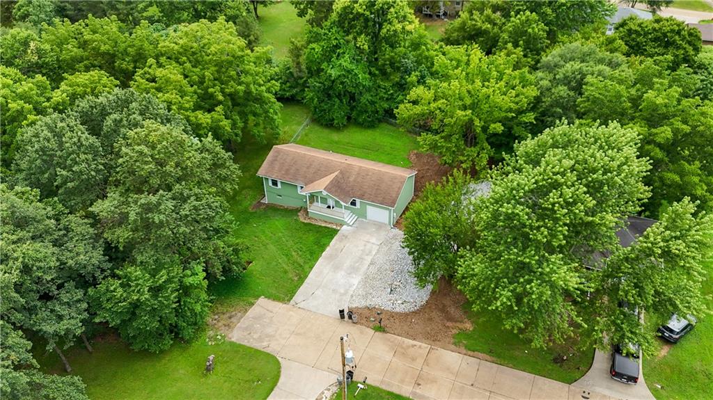 Homes for sale in Warsaw, MO | 1107 Quail Run Dr, Warsaw, MO 65355 | MLS# 2630881