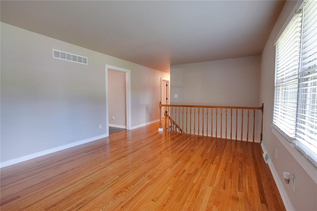 5th image of 17226 E 40Th Ter S, Independence, MO 64055 | MLS# 2631002