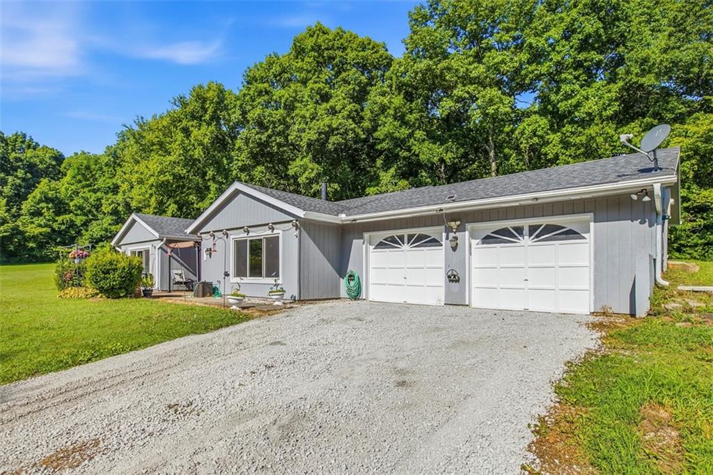 3rd image of 8314 S Corn Rd, Oak Grove, MO 64075 | MLS# 2631018
