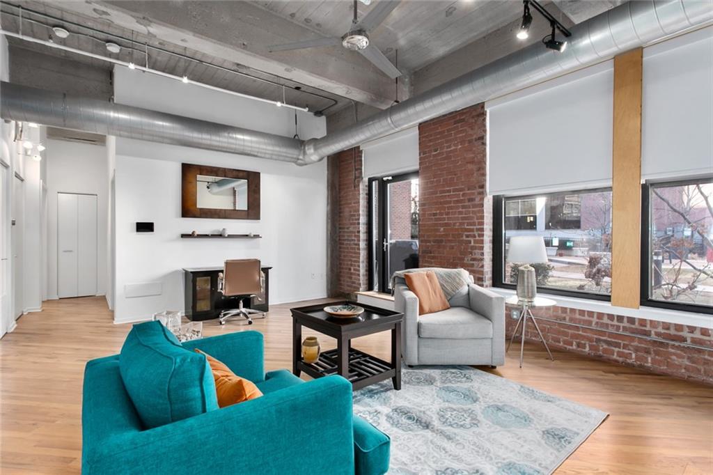4th image of 2029 Grand Blvd, Kansas, MO 64108