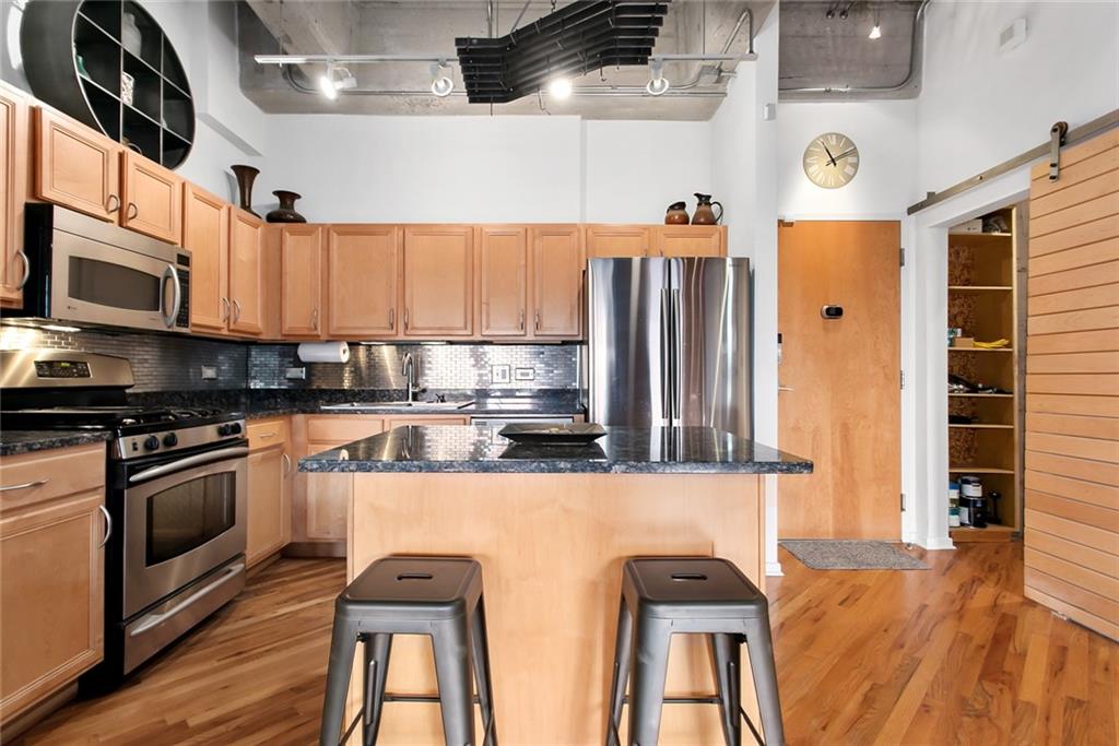 5th image of 2029 Grand Blvd, Kansas, MO 64108
